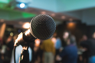 photo of stand up microphone